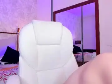 Nataliaa23  live sex cam