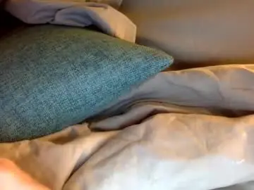Redhead22222  live sex cam