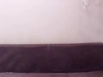 Sweet_strawberr  live sex cam