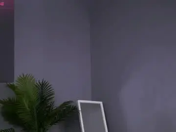 Xoaidenxo  live sex cam