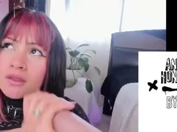 Anhiahoney02  live sex cam