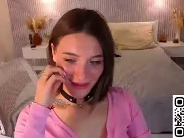 Caroline_prescott1  live sex cam