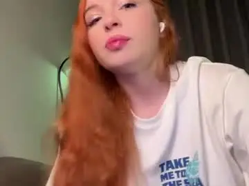 Cinnabongirls  live sex cam