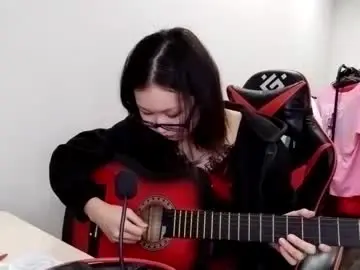 Donyasalmi  live sex cam