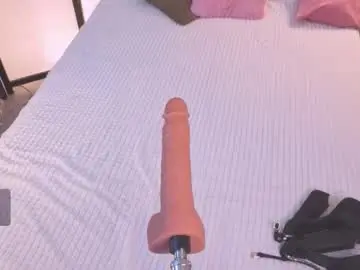 Emmicanfly  live sex cam