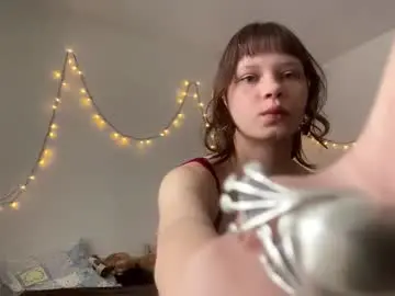 Kerrietoefield  live sex cam