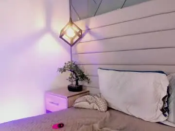 Little_luna7  live sex cam