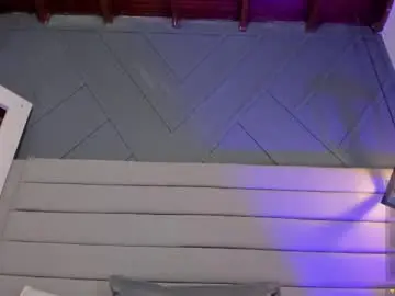 Little_luna7  live sex cam