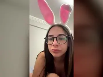 Mabillemello  live sex cam