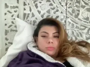 Maca_hugoo  live sex cam