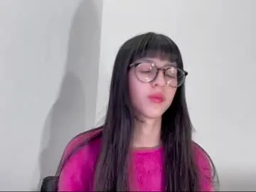 Paulainblue  live sex cam