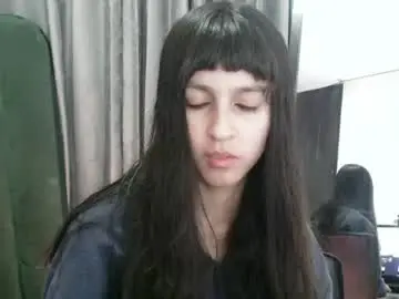 Paulainblue  live sex cam