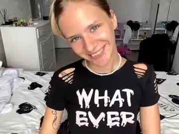 Robbiedantoni  live sex cam