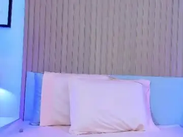 Val_18  live sex cam