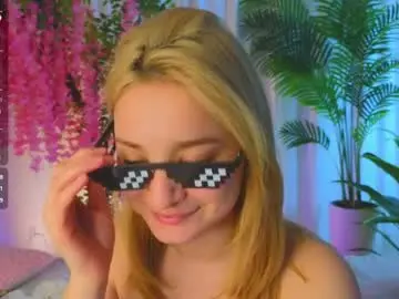 Barbarafinch  live sex cam