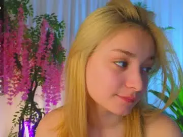 Barbarafinch  live sex cam