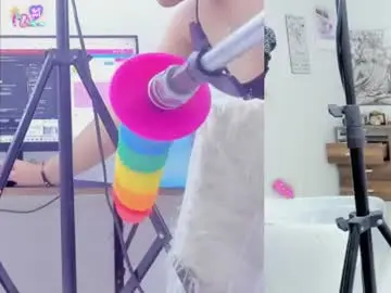 Daki_ume_  live sex cam