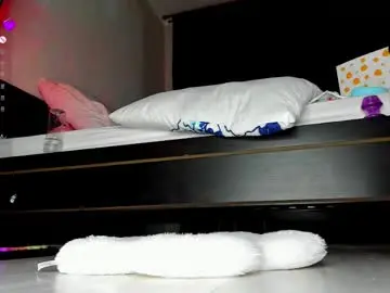 Hayles_strong  live sex cam