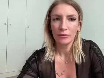 Irina_kovalenko  live sex cam