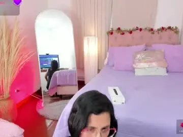 Isa_emm  live sex cam