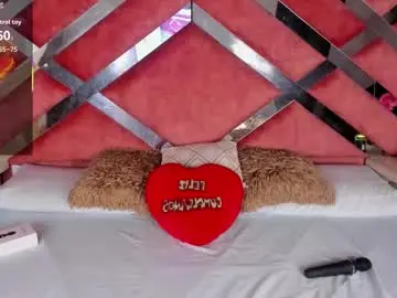 Lily__queen30  live sex cam