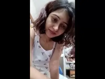 Lovepuah  live sex cam