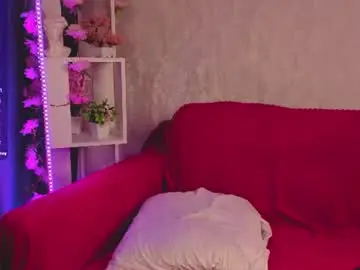 Reaganprigg  live sex cam