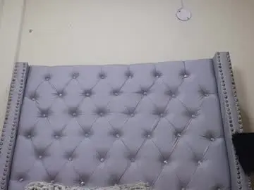 Skarlett_36  live sex cam