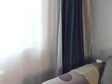 Baby_claude  live sex cam