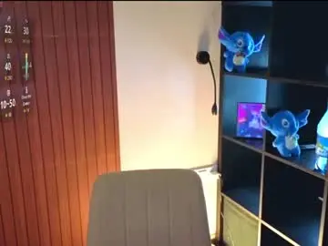 Baby_claude  live sex cam