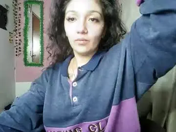 Callme_lolas  live sex cam