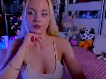 Cuttie_ponyy  live sex cam
