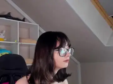 Emily_burnns  live sex cam