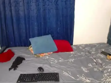 Emmilychevalier  live sex cam