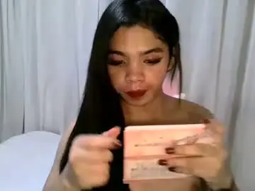 Gorgeouspinay_gwen  live sex cam