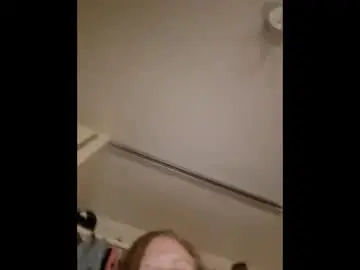 Khloecummin01  live sex cam