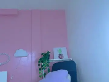 Kylieangel__  live sex cam