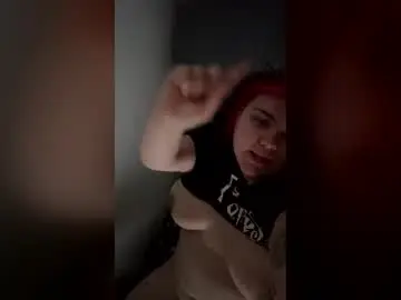 Love2bwillow  live sex cam