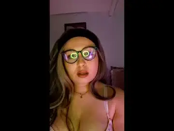 Miyaknox  live sex cam