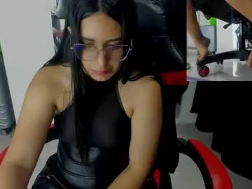 Queen_findom1  live sex cam