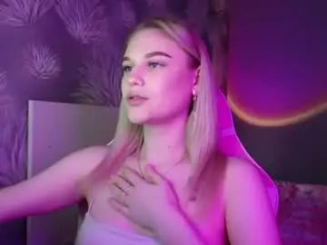 Raefrost  live sex cam