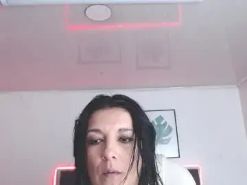 Selena_hotmilf  live sex cam