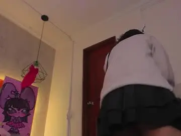 Sophievv  live sex cam