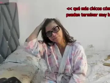 Belinamartin254  live sex cam