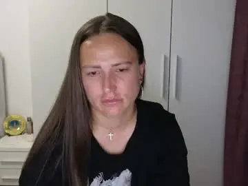 Beyoncedoll  live sex cam