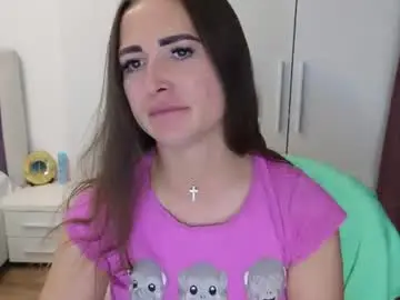 Beyoncedoll  live sex cam
