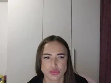 Beyoncedoll  live sex cam