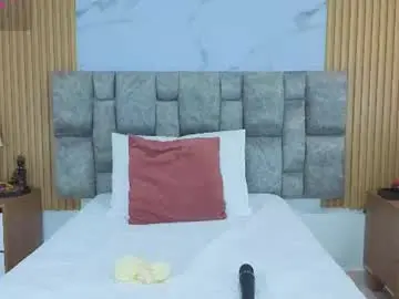 Celeste_collinss_  live sex cam