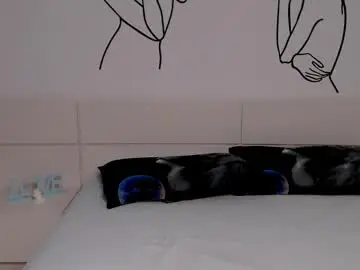 Foxydevilish  live sex cam