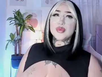Greennbella  live sex cam